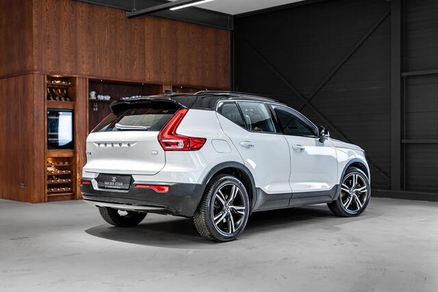 Volvo XC40 1.5 T4 Recharge R-Design Expression Pano | Stuur-Stoelverwarming