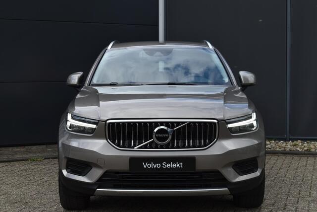 Volvo XC40 T4 Recharge Inscription | Fullmap Navigatie | Lederen bekleding | Elektrische voorstoelen | Memory op bestuurdersstoel | BLIS | Cruise Control | Climate Control | 19 inch Lichtmetalen Velgen |