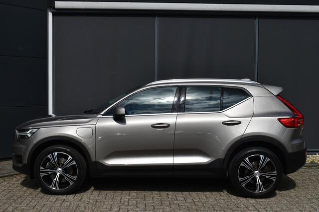 Volvo XC40 T4 Recharge Inscription | Fullmap Navigatie | Lederen bekleding | Elektrische voorstoelen | Memory op bestuurdersstoel | BLIS | Cruise Control | Climate Control | 19 inch Lichtmetalen Velgen |