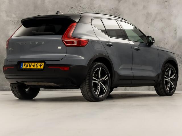 Volvo XC40 1.5 T5 Recharge R-Design 252Pk Automaat (APPLE CARPLAY, GROOT NAVI, STUUR/STOELVERWARMING, LEDER/ALCANTARA, GETINT GLAS, SPORTSTOELEN, CAMERA, ELEK ACHTERKLEP, NIEUWE APK, NIEUWSTAAT)