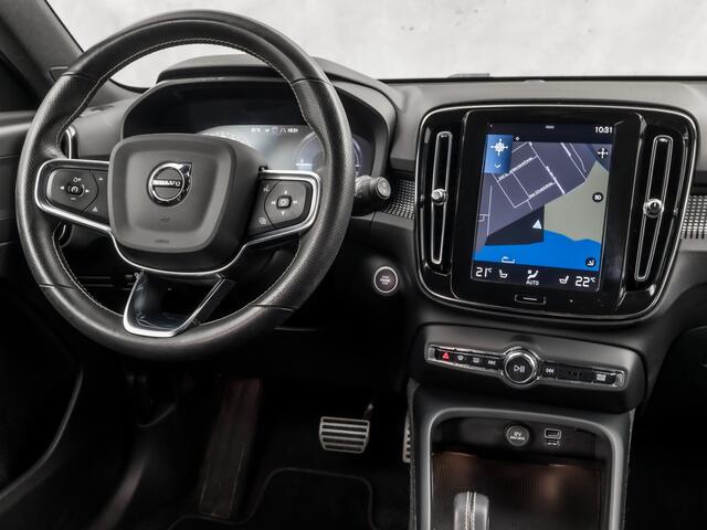 Volvo XC40 1.5 T5 Recharge R-Design 252Pk Automaat (APPLE CARPLAY, GROOT NAVI, STUUR/STOELVERWARMING, LEDER/ALCANTARA, GETINT GLAS, SPORTSTOELEN, CAMERA, ELEK ACHTERKLEP, NIEUWE APK, NIEUWSTAAT)