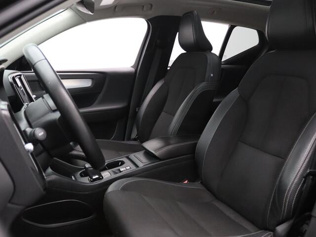 Volvo XC40 1.5 T3 Momentum Pro Panoramadak | Trekhaak