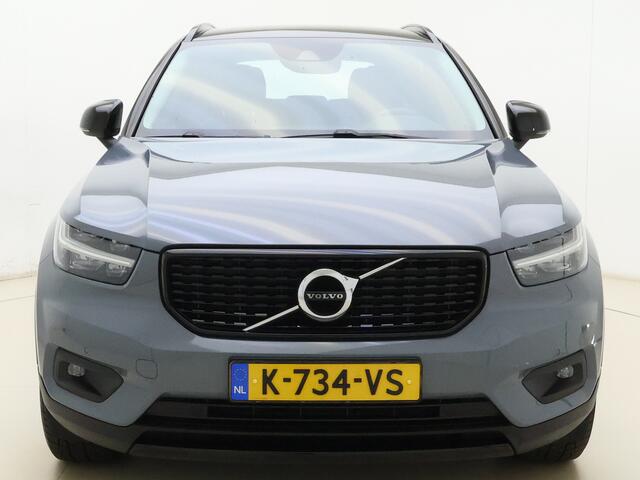 Volvo XC40 T4 211pk R-Design Expr. / Adapt. Cruise / Leder / BLIS / Stoel + Stuurw. Verwarming / PDC + Camera / DAB / Apple CarPlay / Elektr. Achterklep / Noodreservewiel / Keyless / 18'' /