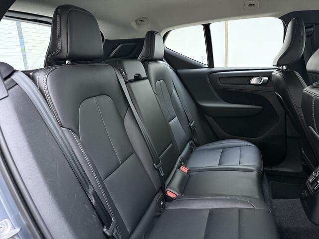 Volvo XC40 T4 211pk R-Design Expr. / Adapt. Cruise / Leder / BLIS / Stoel + Stuurw. Verwarming / PDC + Camera / DAB / Apple CarPlay / Elektr. Achterklep / Noodreservewiel / Keyless / 18'' /