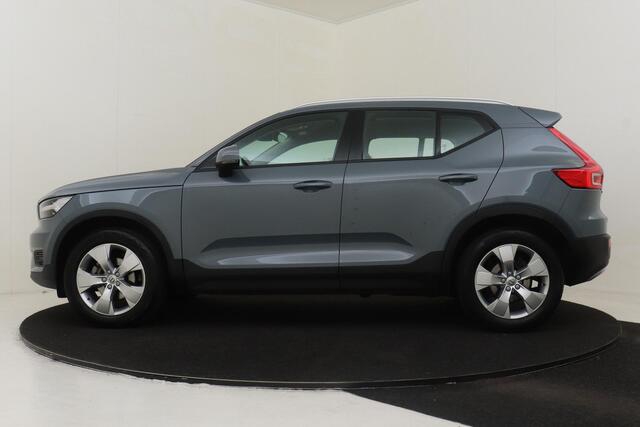 Volvo XC40 T3 AUT. MOMENTUM PRO -CAMERA|CRUISE|ELEK.ACHTERKLEP|TREKHAAK|18"
