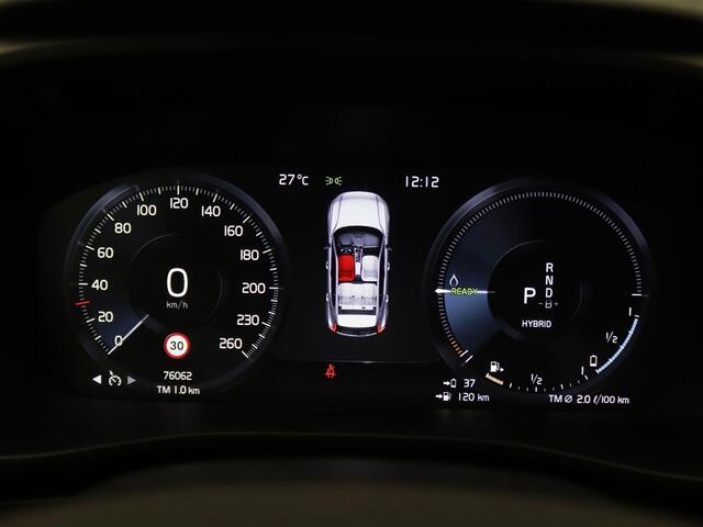 Volvo XC40 1.5 T5 Recharge R-Design 262PK Aut. Trekhaak, Achteruitrijcamera, Stoel en Achterbankverwarming, Navi, 19" LM Velgen, Adaptieve Cruise Control