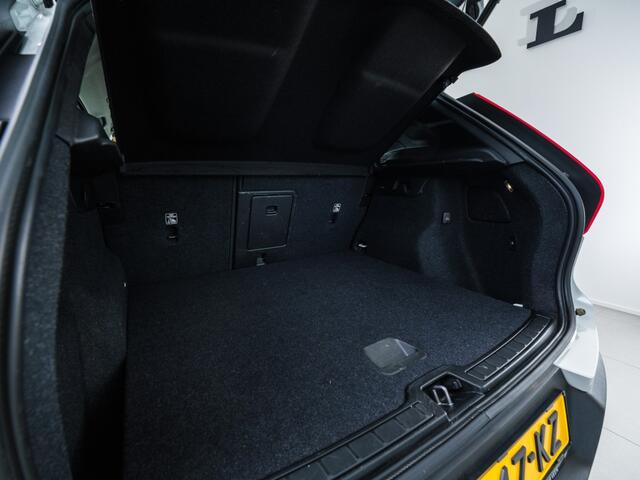 Volvo XC40 T4 Recharge Ultimate Dark