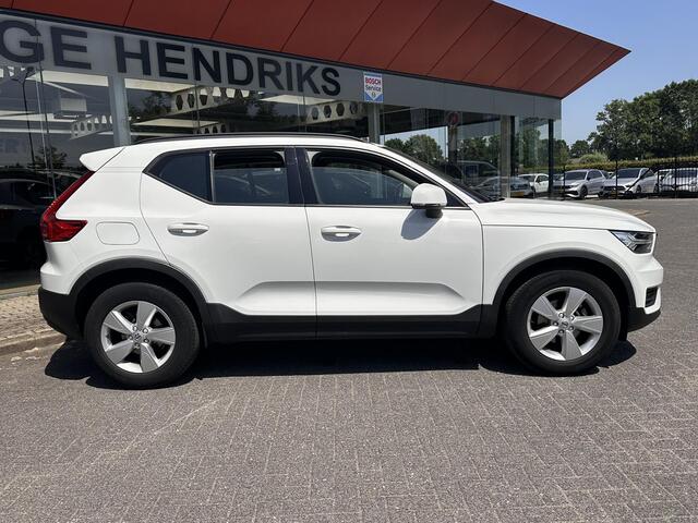 Volvo XC40 1.5 T2 Momentum Core | Navi | Apple Carplay/Android auto | Clima | Cruise Control | trekgewicht geremd 1600kg |