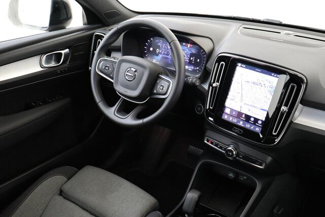 Volvo XC40 B4 (M-HYBRID) PLUS DARK -HARMAN/KARDON|CAMERA|ADAP.CRUISE|VERW.VOORRUIT|TREKHAAK|19"