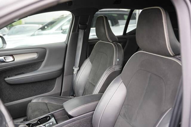 Volvo XC40 1.5 T4 RECH R-DESIGN.CARPLAY,CAMERA,PLUGIN