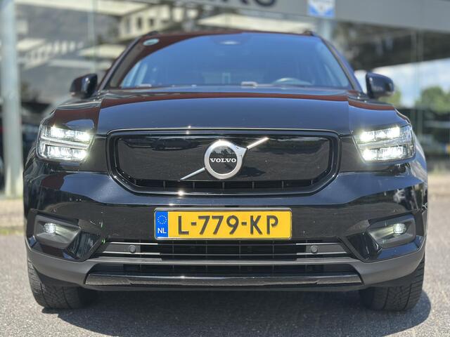 Volvo XC40 Recharge P8 AWD R-Design | SOH: 94,9% | Semi Elektr. Trekhaak | Dealer Onderhouden | Camera | Addaptive CC | Blindspot Detectie |