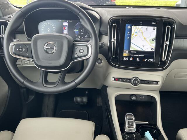 Volvo XC40 1.5 T5 262 Pk Recharge Inscription Navigatie Trekhaak Harman Kardon Panoramadak 360 Camera Leder 19 Inch ACC Pilot Assist Carplay 1e Eigenaar Plug In Hybride