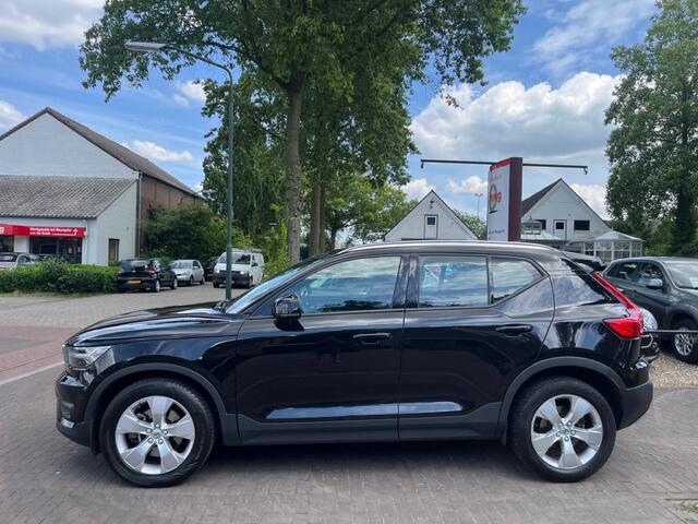 Volvo XC40 2.0 B4 AWD BUSINESS PRO 197PK AUTOMAAT / CARPLAY / NAVI / ELEK. TREKHAAK / CRUISE CTR. / LED / PDC / DAB / 18'' LM-VELGEN