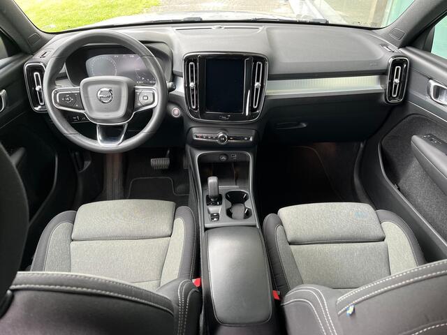 Volvo XC40 1.5 T4 Plug-in hybrid Core Bright | Rijklaar incl 12 mnd Bovag | Facelift Carplay Camera