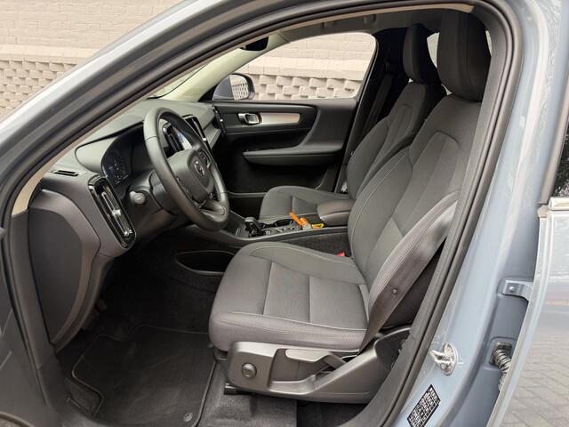 Volvo XC40 1.5 T4 Recharge Inscription Expression Carplay Stoel + stuur verwarming Navigatie