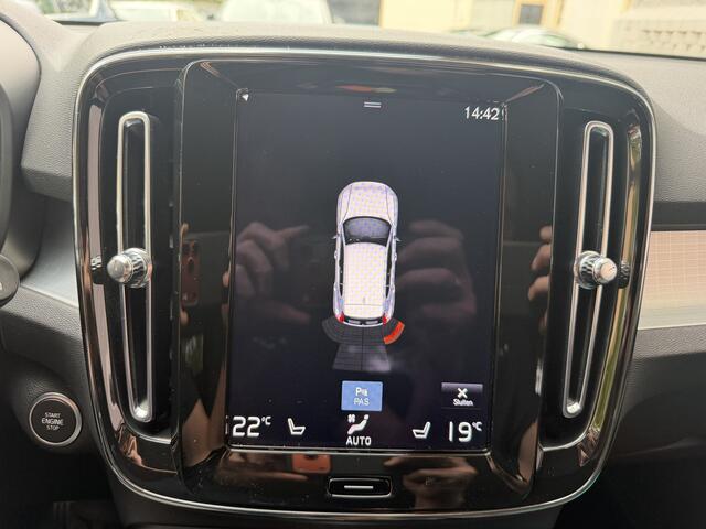 Volvo XC40 1.5 T4 Recharge Inscription Expression Carplay Stoel + stuur verwarming Navigatie