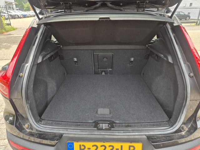 Volvo XC40 1.5 T3 Trekhaak/Leder/Carplay etc.