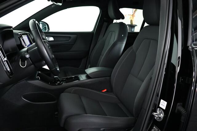 Volvo XC40 Recharge Plus 70 kWh / Navigatie / Pilot Assist / CarPlay / 4S Band