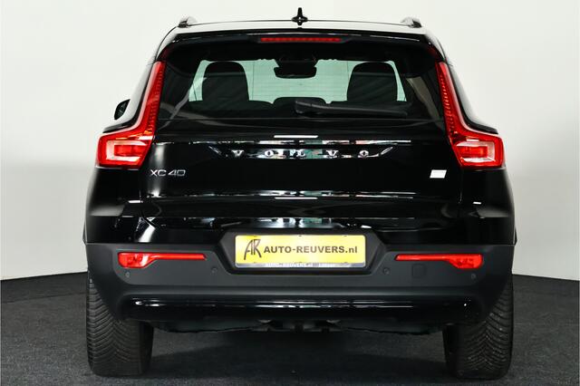 Volvo XC40 Recharge Plus 70 kWh Navi / Pilot assist / ACC / Camera / Trekhaak