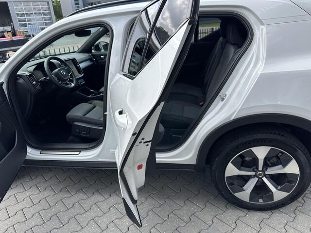 Volvo XC40 2.0 B4 Plus Dark H&K|ACC|cam|LED|