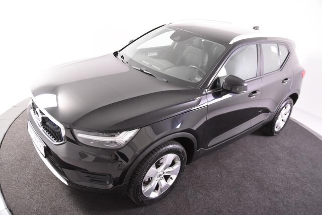 Volvo XC40 2.0 D3 Momentum *Navigatie*Trekhaak*Standkachel*