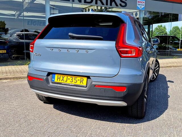 Volvo XC40 1.5 T5 Recharge Inscription | H&K audio | Panorama | Leder | Full LED | Camera |