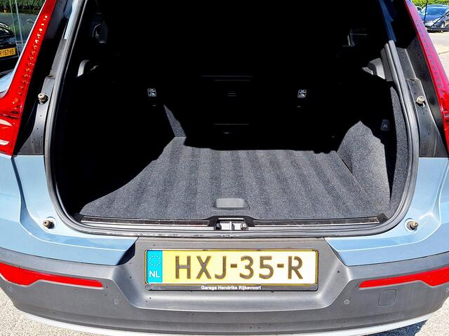 Volvo XC40 1.5 T5 Recharge Inscription | H&K audio | Panorama | Leder | Full LED | Camera |