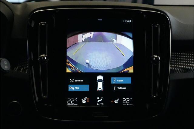 Volvo XC40 1.5 T4 Recharge 155kW/211pk DCT7 R-Design LEER/ALCANTARA + ADAPT.CRUISE + NAVI SENSUS + LANE ASSIST + PILOT ASSIST + STOEL-&STUURVERWARMING + CAMERA + KEYLESS ENTRY&GO + EL.TREKHAAK + PARKSENSOREN V&A + 19" LM-VELGEN!!