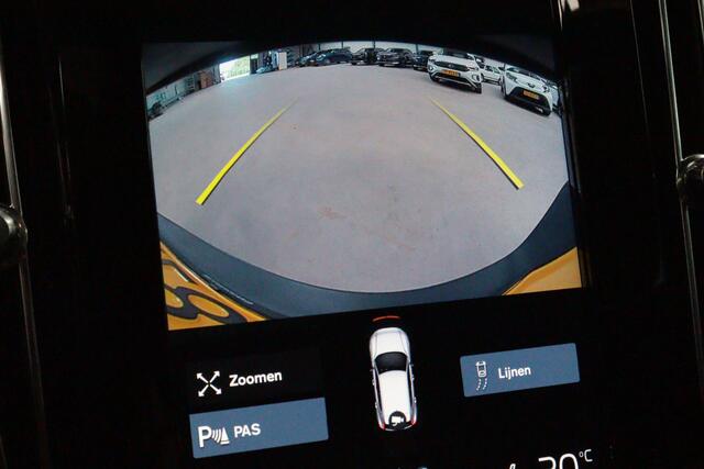 Volvo XC40 1.5 T5 Recharge R-Design | NAVI / APPCONNECT | CAMERA + PDC | STUUR / STOELVERW | ADAP CRUISE | HARMAN / KARDON AUDIO |