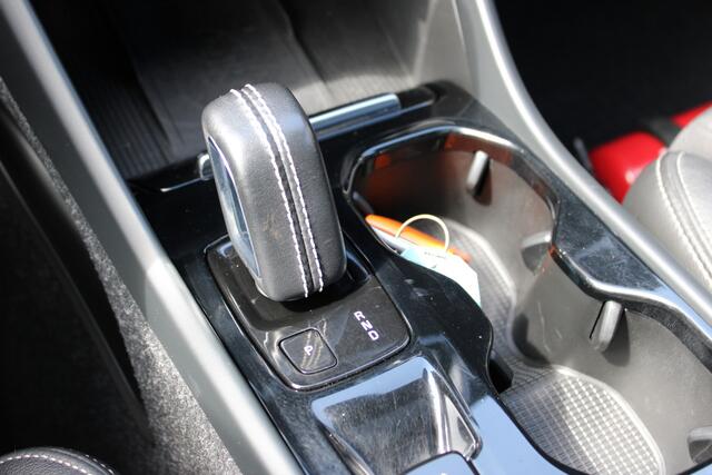 Volvo XC40 1.5 T4 Recharge R-Design SOh 90,9% PANO LEER NAVI LED 73000KM!!!