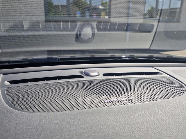 Volvo XC40 Recharge P8 AWD R-Design LEDER INTERIEUR | PANO DAK | 360 CAM | HARMAN KARDON