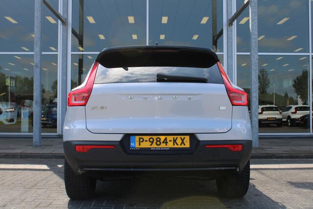 Volvo XC40 232PK Recharge Plus | Adapt. Cruise | BLIS | Warmtepomp | Camera + PDC | 20" LMV | Getint glas |