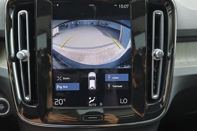 Volvo XC40 T5 Recharge Inscription - Panorama/schuifdak - IntelliSafe Assist - Adaptieve LED koplampen - Parkeercamera achter - Parkeersensoren voor & achter - Extra getint glas - 19' LMV