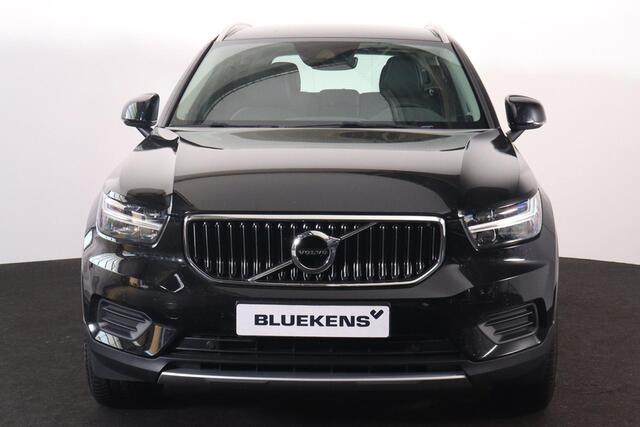 Volvo XC40 T5 Recharge Inscription - IntelliSafe - Parkeercamera achter - Verwarmde voorstoelen - Parkeersensoren voor & achter - 19' LMV - BLIS - Trekhaak semi-elektrisch inklapbaar