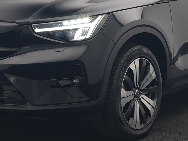 Volvo XC40 Ultimate Recharge Pure 70 kWh 231pk Dealer O.H. | Trekhaak Af Fabriek | Panodak | Adaptive Cruise | 360 Camera | Harman / Kardon | Alcantara Sportstoelen Memory & Verwarmd | Keyless | Blis | Apple Carplay | Google Assistent | DAB |