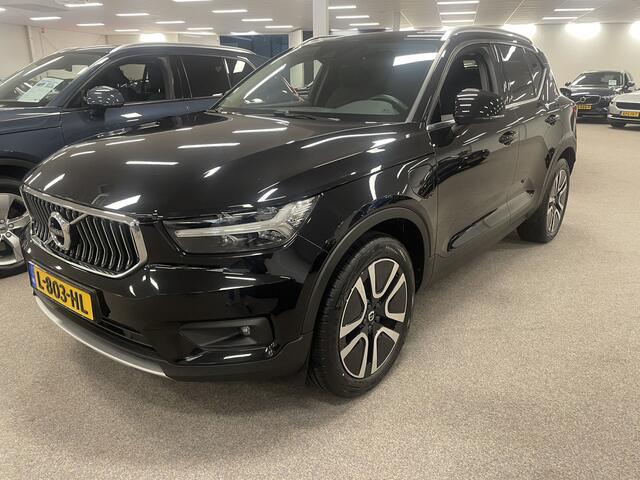 Volvo XC40 1.5 T5 262pk AUT7 Recharge Business Pro Trekhaak 1800kg/ Adapt Cruise/ Camera
