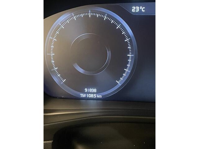 Volvo XC40 1.5 T4 Recharge Inscription Trekhaak 1800kg/ Leer/ Stoelverw./ Camera