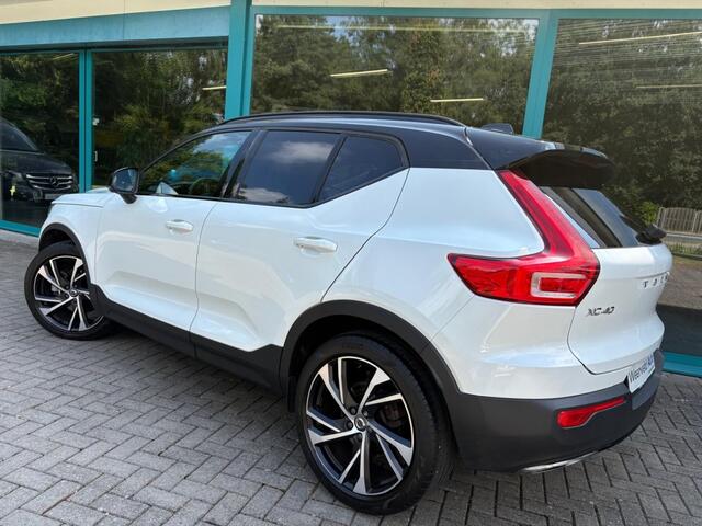 Volvo XC40 2.0 T4 R-DESIGN 190pk CarPlay, Harman/Kardon, TrHaak, 20Inch