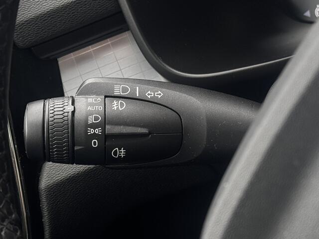 Volvo XC40 1.5 T4 Plug-in hybrid Plus Dark | Trekhaak | Harman/Kardon | Winterpack!