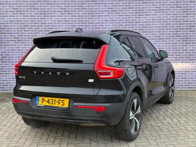 Volvo XC40 1.5 T5 Recharge R-Design | Trekhaak | Schuif/Kanteldak | Stoel/Stuurverwarming | Parkeercamera | Apple Carplay/Android Auto | Dealeronderhouden |