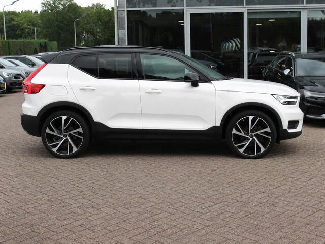 Volvo XC40 1.5 T5 Twin Engine R-Design / Panoramadak / 360Camera / Harman Kardon / 21'' / Stoel+Stuurverwarming / CarPlay / Dodehoek / DAB / Cruise Control