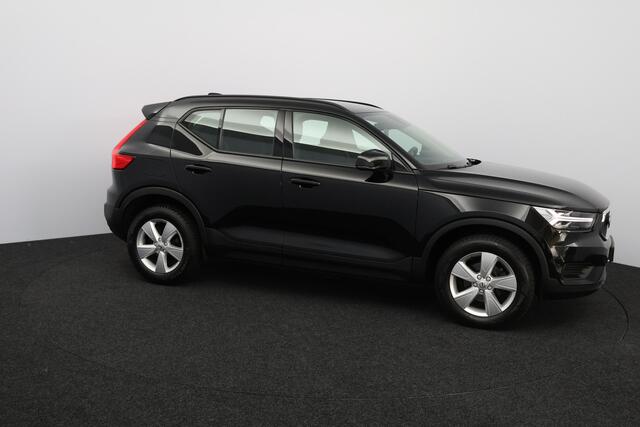 Volvo XC40 1.5 T2 Momentum Core /AUTOMAAT! /LED Koplampen /Apple + Android /DAB+! /Stoel + Stuurverwarm. /Lane Assist /Grootlicht Ass. /Keyless Go /Navi /Climat /Cruise /Elek. pakket /Bluetooth /17"LMV /PDC V+A.