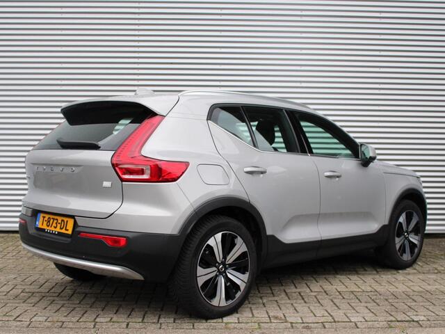 Volvo XC40 1.5 T5 Recharge Inscription Automaat / Panoramadak / Trekhaak / Leder interieur / All-seasonbanden / 360* camera