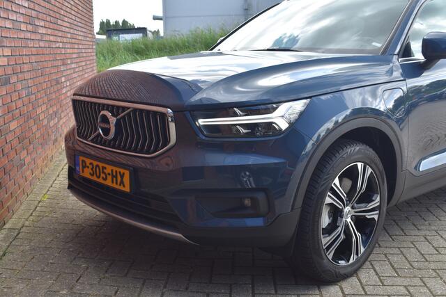 Volvo XC40 T5 262PK Recharge Inscription | Luxury Line | All-Season | Lighting |