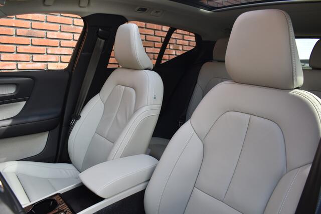 Volvo XC40 T5 262PK Recharge Inscription | Luxury Line | All-Season | Lighting |