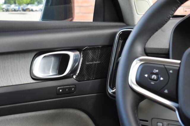 Volvo XC40 T5 262PK Recharge Inscription | Luxury Line | All-Season | Lighting |