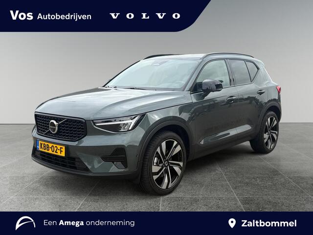 Volvo XC40 B4 Plus l Getint Glas Achter l 360 Camera l Schuif/Kantel dak l