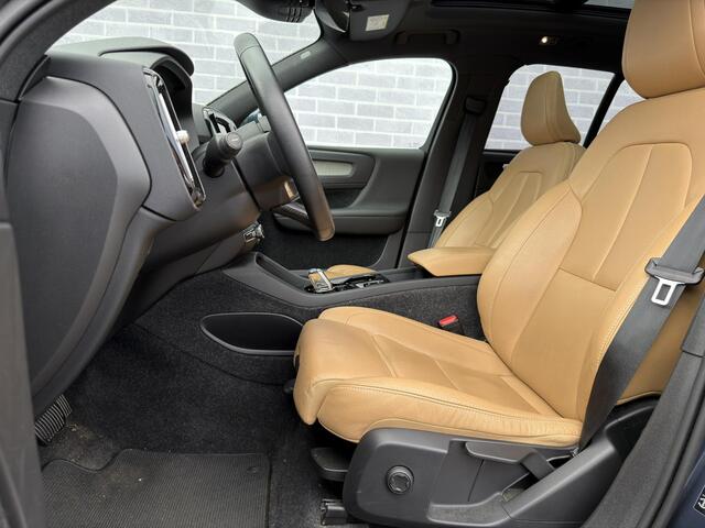 Volvo XC40 1.5 T4 Recharge Inscription | Plug-in Hybrid (PHEV) | 360 Graden Camera | Panoramadak | Harman Kardon Audio | Trekhaak | Lederen Bekleding | Keyless Entry | Elektrische Achterklep | BLIS | Cruise Control Adaptief | Navigatie