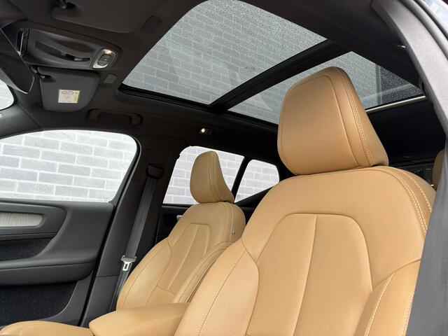 Volvo XC40 1.5 T4 Recharge Inscription | Plug-in Hybrid (PHEV) | 360 Graden Camera | Panoramadak | Harman Kardon Audio | Trekhaak | Lederen Bekleding | Keyless Entry | Elektrische Achterklep | BLIS | Cruise Control Adaptief | Navigatie
