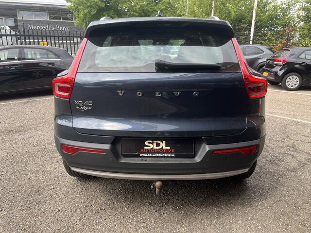 Volvo XC40 1.5 T5 Recharge Inscription Expression // SCHUIF-KANTELDAK // HARMAN&KARDON // ELEK. KLEP // TREKHAAK // CAMERA // NAVI // FULL LED //